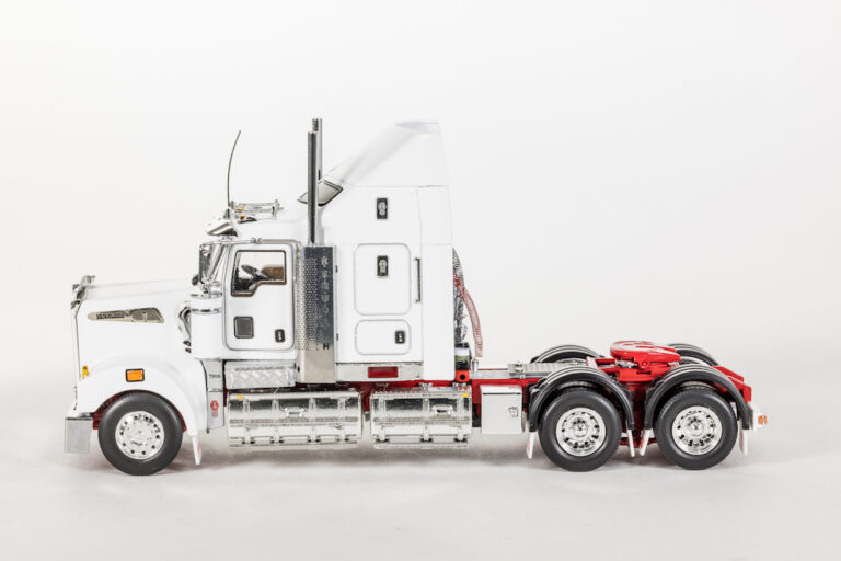 Drake Collectibles Z01552 Kenworth T909 Truck - White / Red - Flaring ...