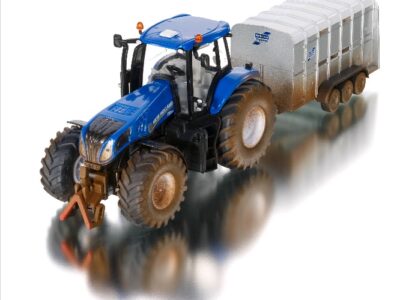 Siku 8607 New Holland T8.390 Tractor with Ifor Williams Livestock Trailer - Mud Effect 1/32 Scale